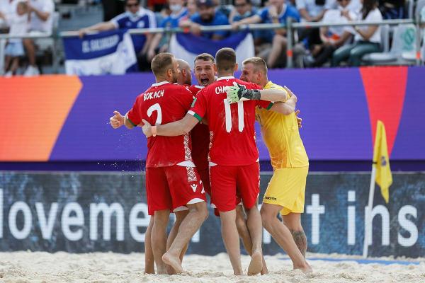 ⚽️ Главный тренер национальной команды Республики Беларусь по пляжному футболу Николас Альварадо объявил состав команды на грядущий Мундиаля.