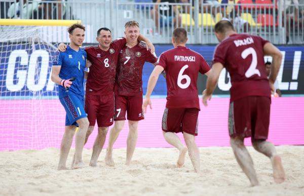 🥇Сборная Беларуси по пляжному футболу добилась третьей победы на чемпионате мира
